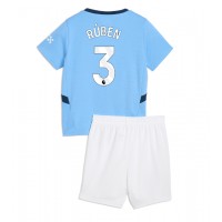 Camiseta Manchester City Ruben Dias #3 Primera Equipación Replica 2024-25 para niños mangas cortas (+ Pantalones cortos)